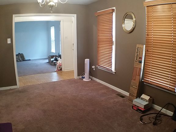 4th image of 5600 Knockadoon Ct