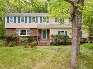 2 William J Hts, Framingham, MA 01702