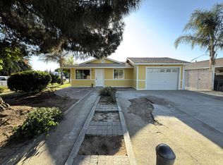 13272 Yucca Rd, Madera, CA 93638