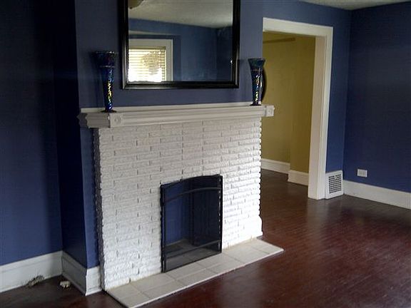 E131 Living Room II