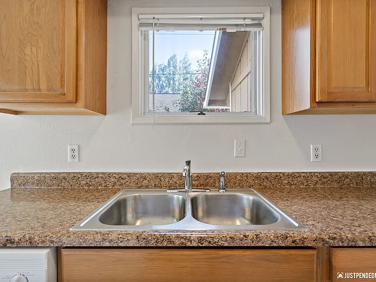 32n2906 — Photo 13