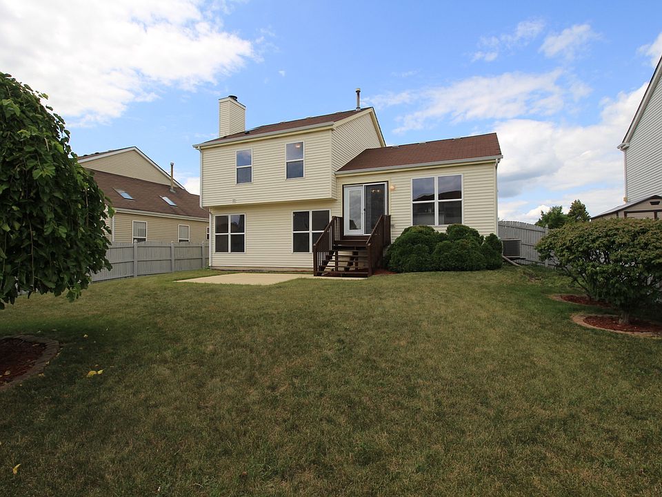 2nd image of 637 Hillcrest Dr