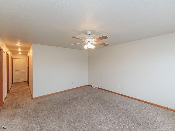 5th image of 361 Fulmer Ave