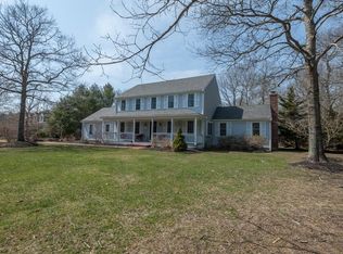 960 Putnam Ave, Marstons Mills, MA 02648