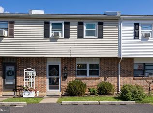 414 Seminary St, Pennsburg, PA 18073