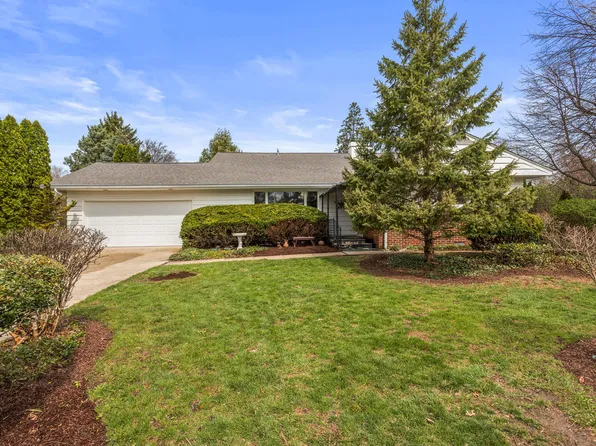 1420 Mayfair Rd, Champaign, IL 61821