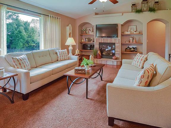 4th image of 54056 Bethany Dr