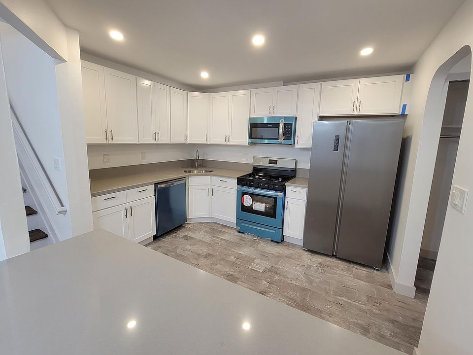 1st image of 7316 Avenue M Floor 1
