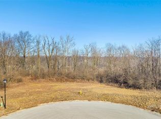 8038 Tahoe Rdg, Caseyville, IL 62232