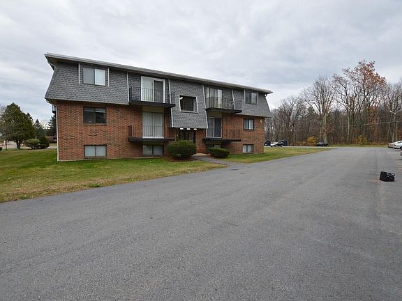 4th image of 176 Maple Ave APT 6-21