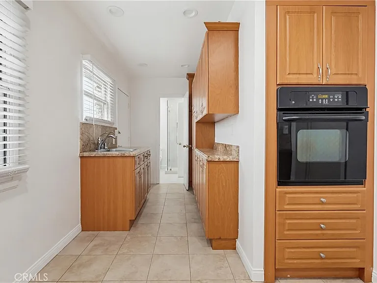 12528 Albers St — Photo 13