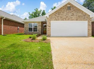 4266 Sydney Ln, Tupelo, MS 38801