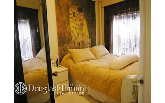 Rented by Douglas Elliman | media 33