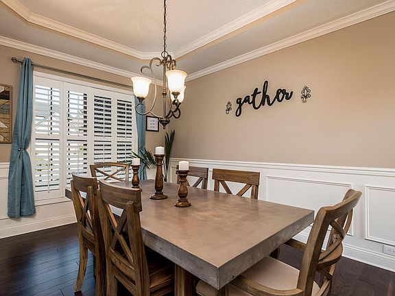 4th image of 9948 Winding Hill Ln