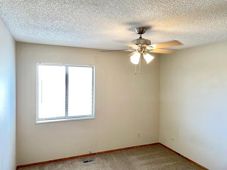 2329 Dublin Blvd — Photo 11