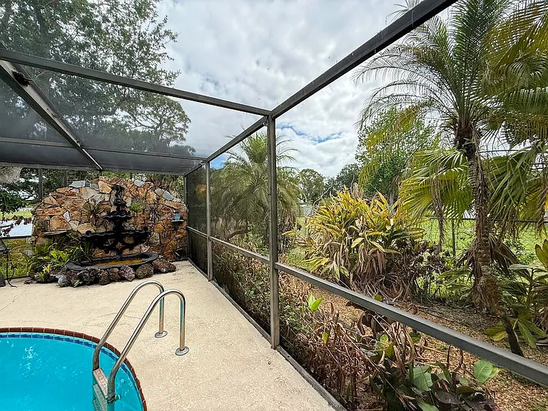 465 SE Naranja Ave — Photo 77