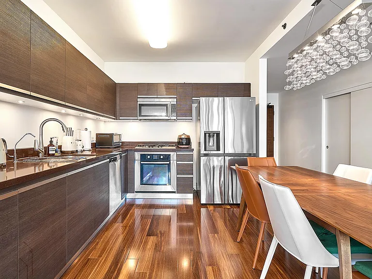 3785 Wilshire Blvd #704 — Photo 7