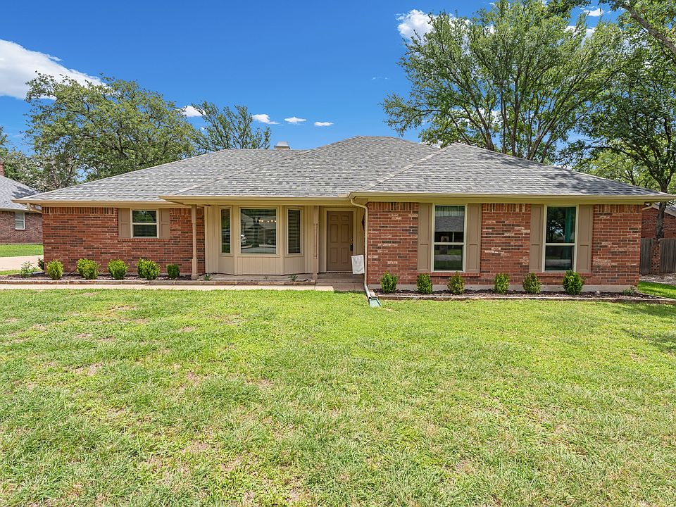 1st image of 4001 Bandera Dr