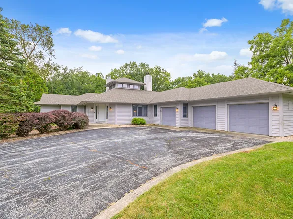 23727 S Jonathan Ln, Crete, IL 60417