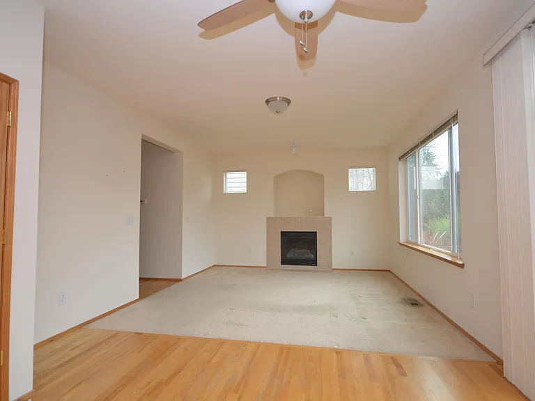 259 Whitman Pl NE — Photo 8