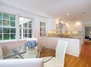 33 Norfield Rd, Weston, CT 06883