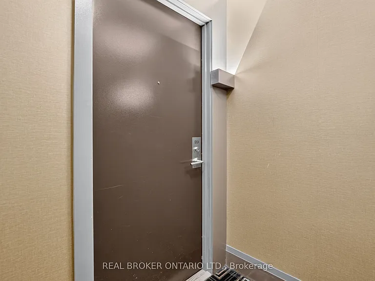 15 Zorra St #1201 — Photo 2