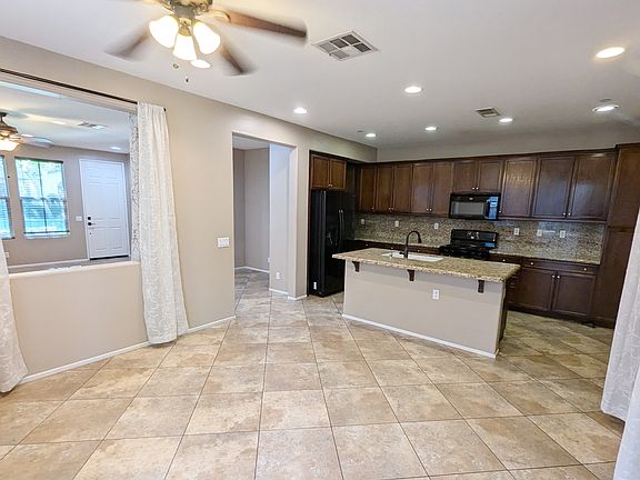 5th image of 6325 Amadora Ln