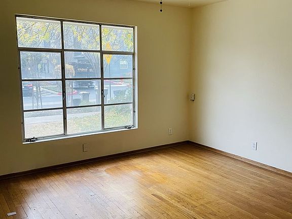 3rd image of 700 4th St