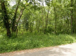 High St, Ne, OH 44656