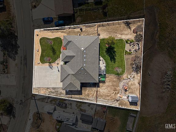 3rd image of 28100 Braeburn Pl