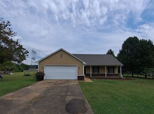 93 Navaho Cv, Millington, TN 38053