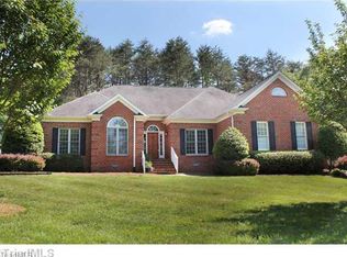 5303 Ridge Trl, Summerfield, NC 27358