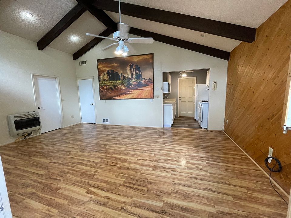 1st image of 2453 Lockwood Dr #B