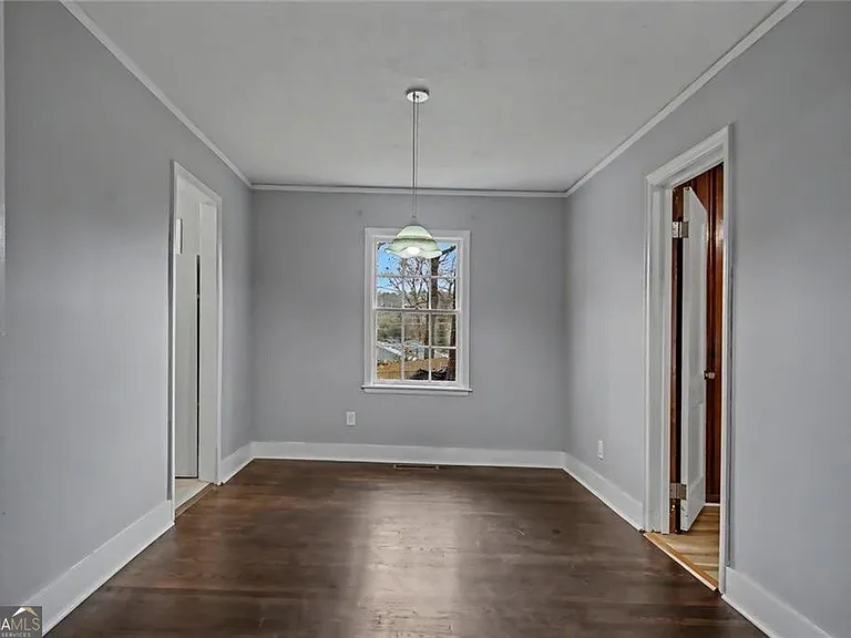 725 Matilda Pl N — Photo 8