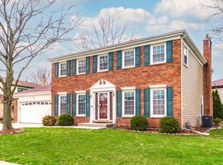 620 W Peregrine Dr, Palatine, IL 60067
