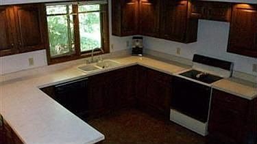 5th image of 8250 Knightsbridge Ln