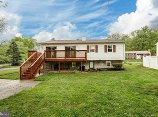 1334 Pleasant Valley Dr, Catonsville, MD 21228