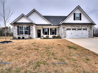 115 Carolina Dr, Piedmont, SC 29673