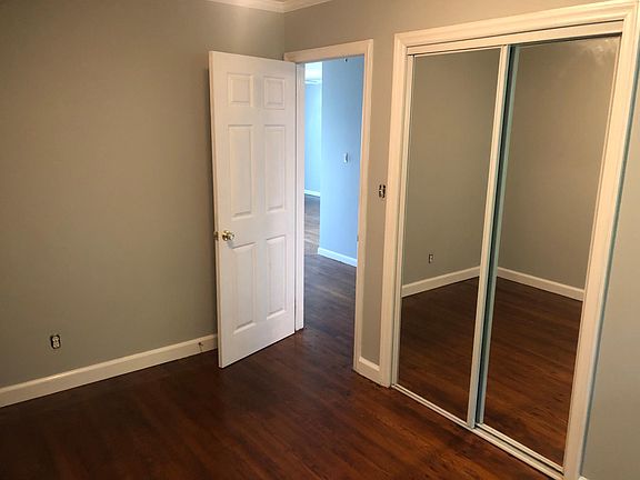 4th image of 1501 Seminole Dr