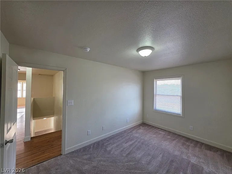 1590 Mustang Dr — Photo 44