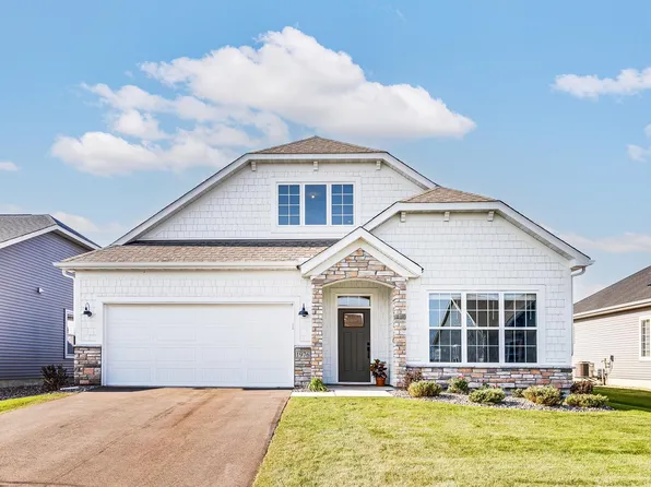 1976 Oakpointe Dr, Waconia, MN 55387