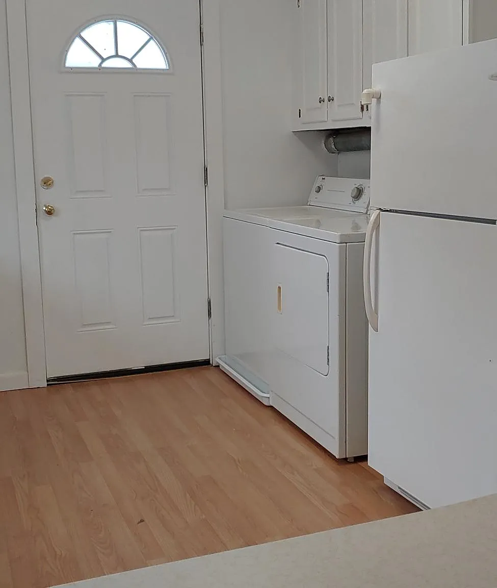 31 Park Villa Ave — Photo 4
