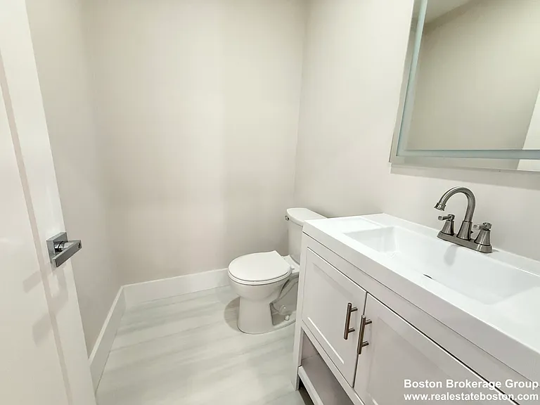 36 Raven St #1 — Photo 8