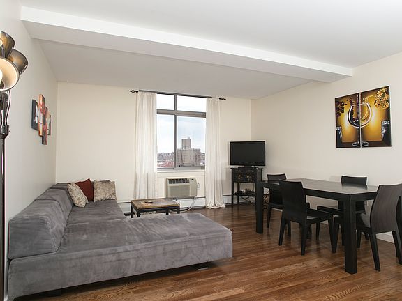 5th image of 130 Bradhurst Ave #1205
