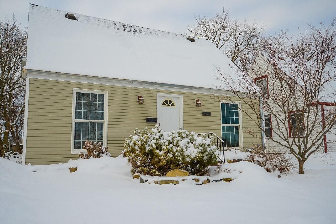 2408 Hayes Ave, Racine, WI 53405 Zillow