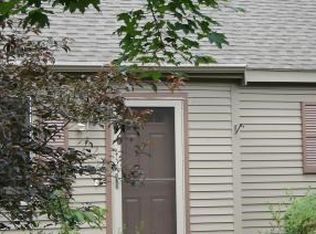 2 Lexington Ave, Exeter, NH 03833