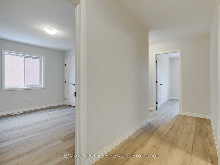 147 Siebert Ave — Photo 31