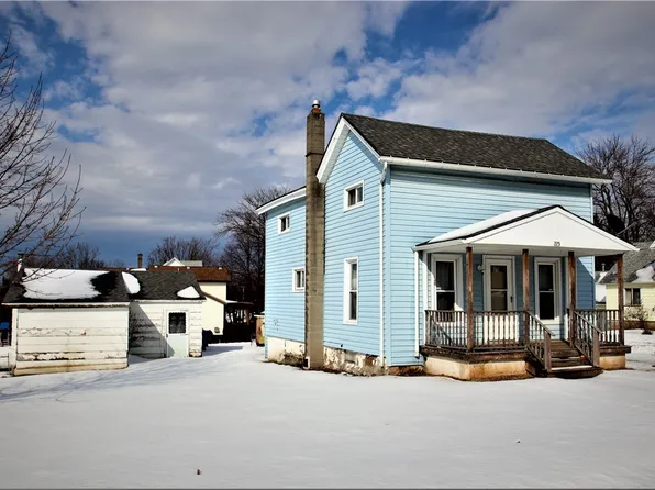 225 Chamberlain St, Albion, NY 14411