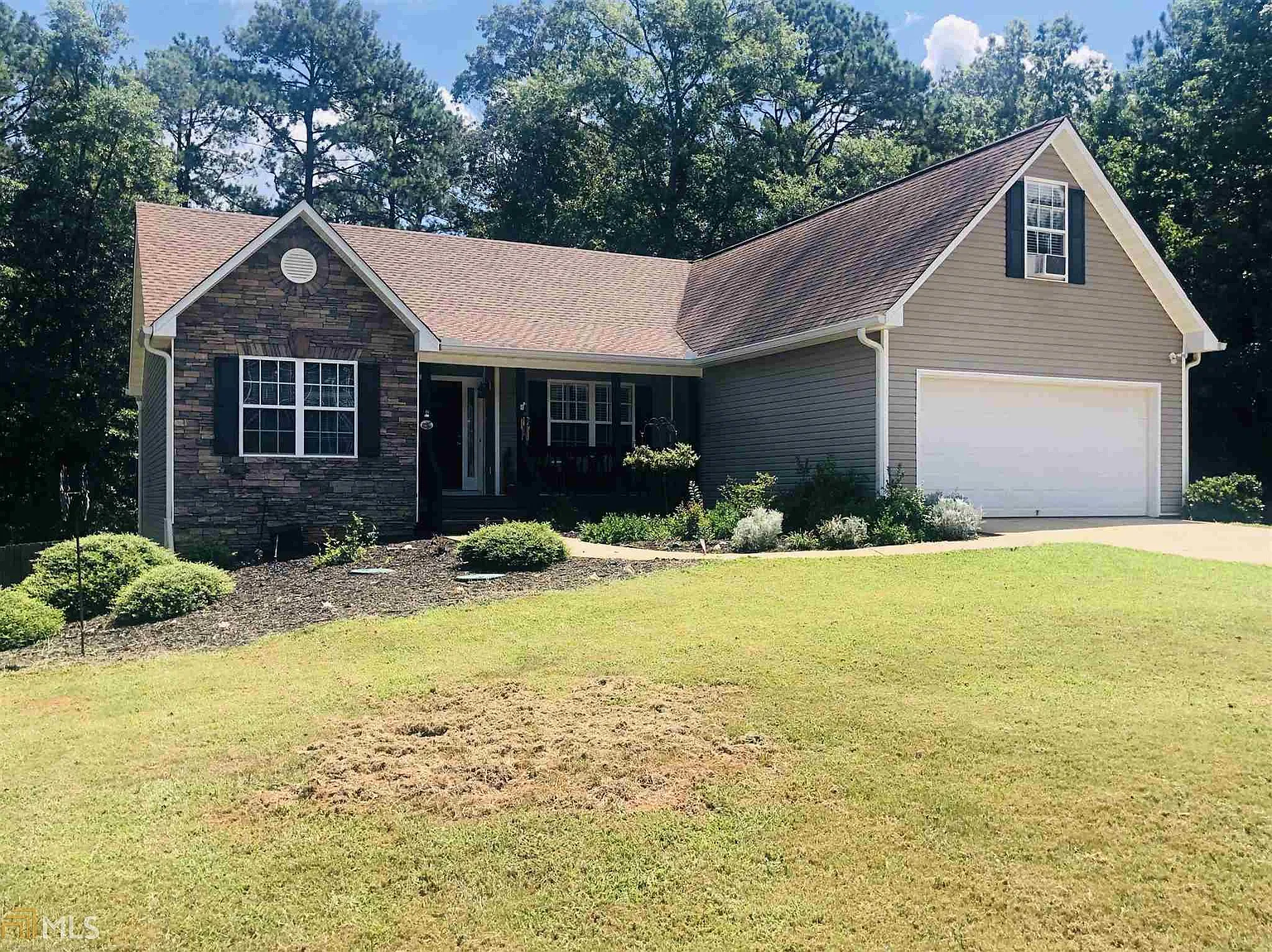 151 Laurel Ln photo 1