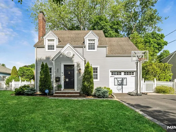 451 Bogert Ave, Ridgewood, NJ 07450